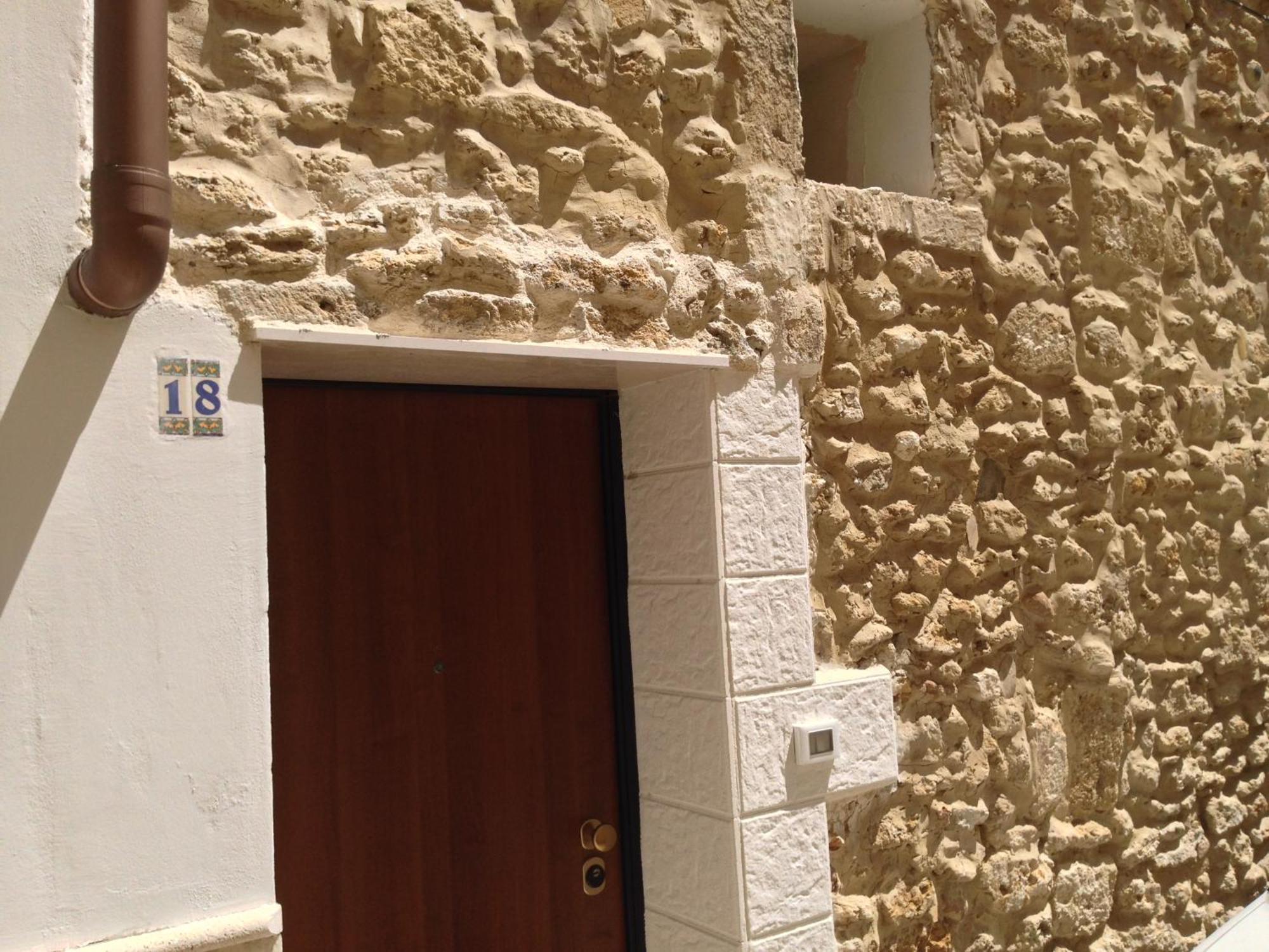 Casa Petra - Mini Open Space Διαμέρισμα Μπρίντιζι Εξωτερικό φωτογραφία